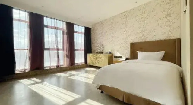 Люкс Days Hotel By Wyndham Jilin Railway Station