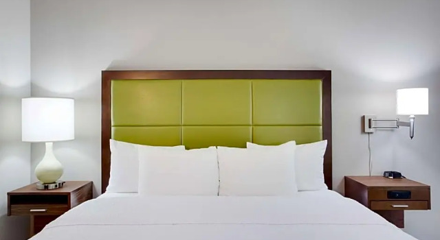 Двухместный люкс Hampton Inn Lancaster