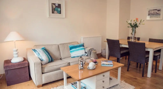 Padstow Breaks – Cottages & Apartments, Varaa Huoneisto Asunnot kohteessa Merseyside, Huoneisto