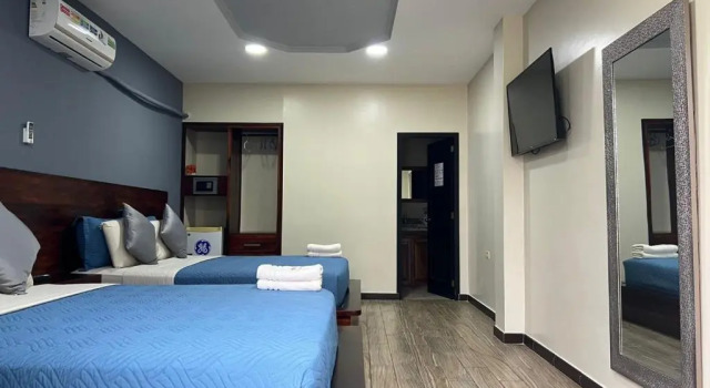 Полулюкс Deluxe Hotel Berlín International