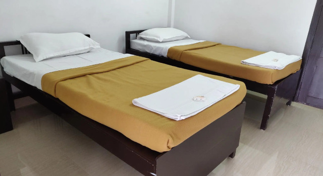 Кровать в общем номере M3 Homes