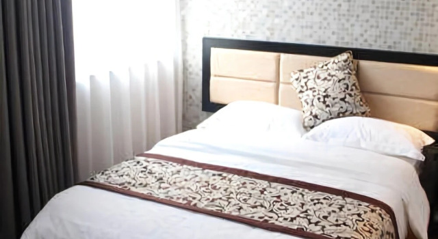 Weidu International Youth Hotel