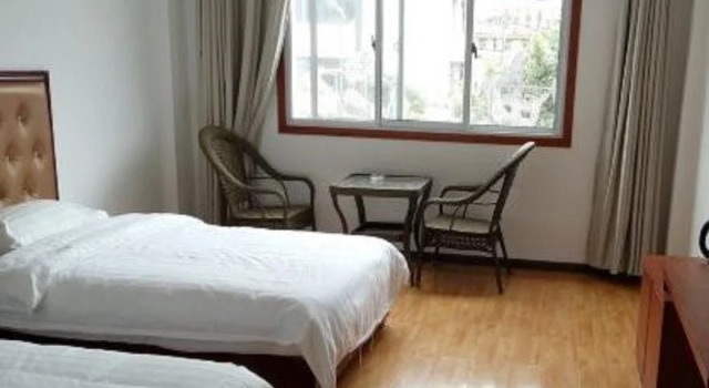 Hanzhong Liuba Tiancheng Hotel, Boek Hotel Hotels in Shaanxi met parkeren, Parkeren
