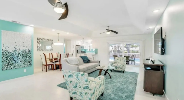 Fieldstone Dr Home, Забронировать Отель Отели Марко-Айленд 3 звезды, рядом с Marco Walk Plaza, 3*