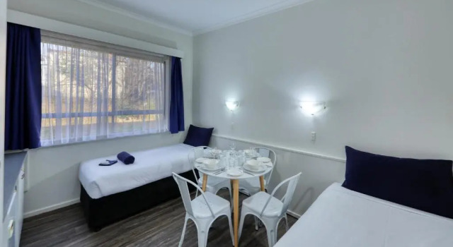 Апартаменты Economy Hamilton Hume Motor Inn