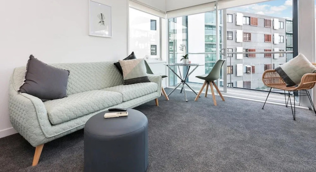 QV Friendly Harbour Apartment - 743
