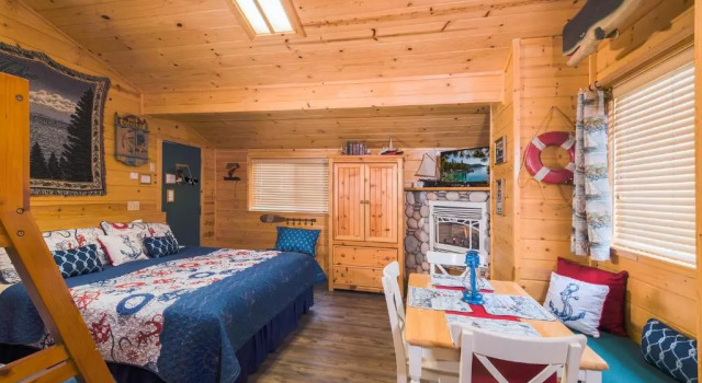Двухместный семейный номер Standard Fireside Lodge