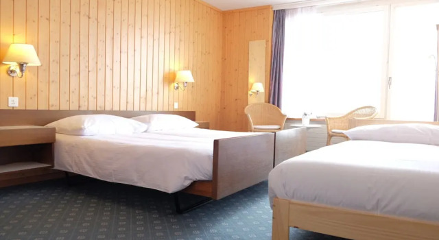 Трёхместный номер Standard с балконом Guest Rooms with a great view at Residence Brunner
