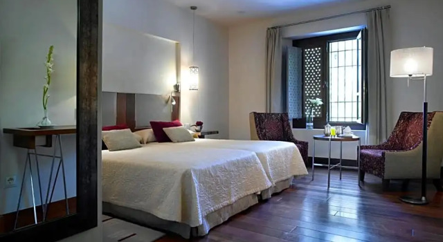 Номер Superior Parador de Granada