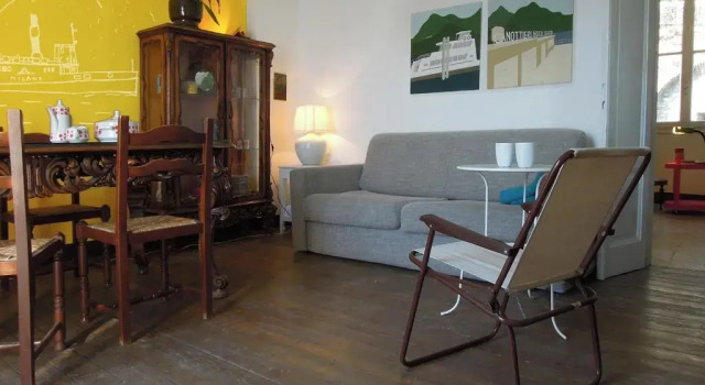 Апартаменты Charming house with private dock on Lake Como