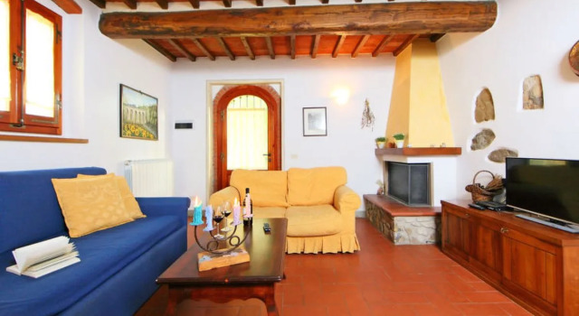 House Le Mura Bucine, Buchen Sie Hotel Bucine Valdarno