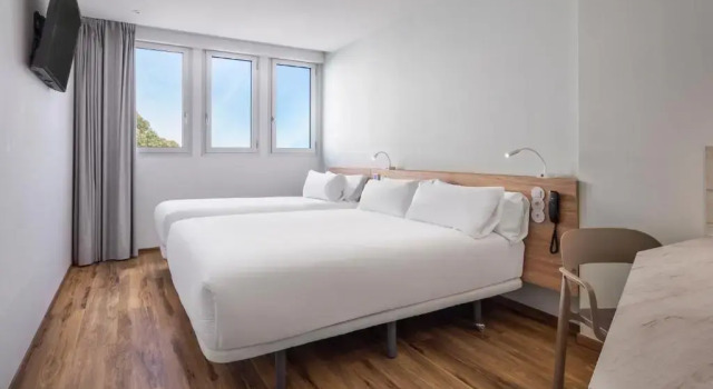Номер Семейный B&B HOTEL Lisboa Aeroporto
