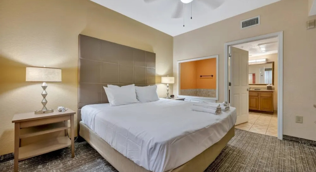 Номер Standard с 2 комнатами с балконом и с видом на озеро Magical Moment Vacation Condos