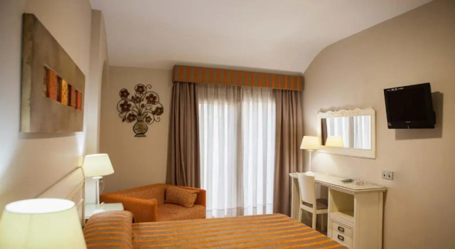Двухместный номер Standard Hotel Versalles