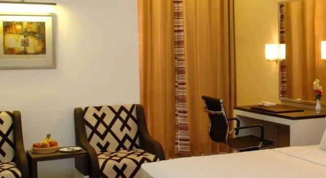 Номер Deluxe West Inn Hotel Faisalabad