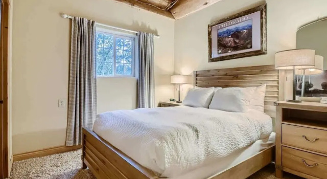 Private Hot Tub in Amazing Home Away From Home!, Book Feriehus Silverthorne Vail Ski
