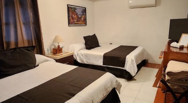 Номер Economy Hill House Mazatlan