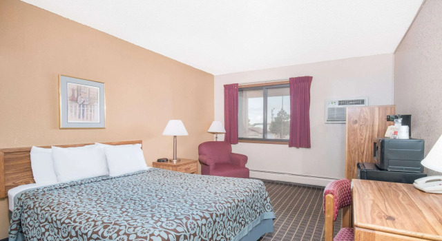 Days Inn by Wyndham Sioux Falls Airport, Забронировать Отель Сиу-Фолс штат Южная Дакота