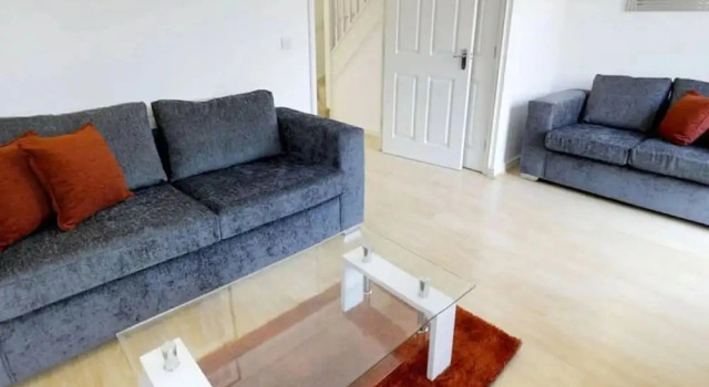 Коттедж Cole Green Lane Executive Stay- Free Parking