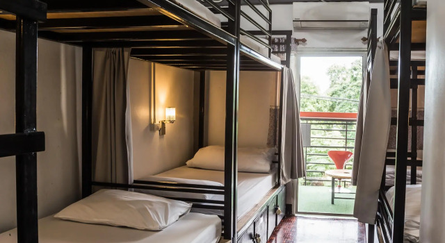 Кровать в общем номере Cassette Hostel