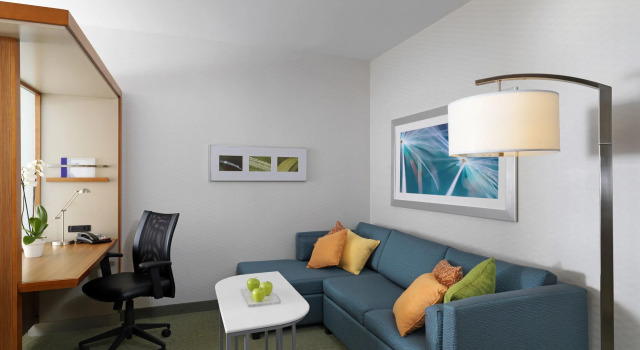 SpringHill Suites by Marriott Bloomington, Забронировать Отель Отели Блумингтон с бассейном, рядом с Cook Family Health Center, Бассейн