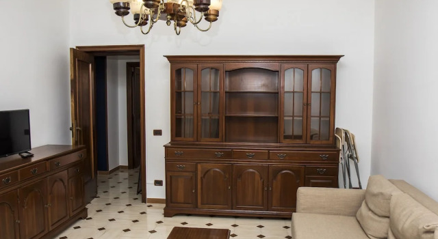 Maison Ferrella, Забронировать Отель Отели Сант-Аньелло 3 звезды, рядом с Железнодорожный вокзал Сант-Аньелло линии Circumvesuviana, 3*