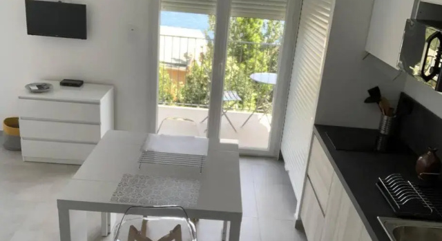 Studio au coeur du village de Poretto