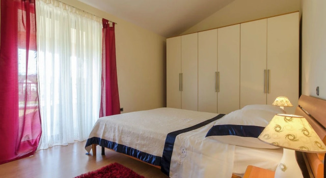 Comfortable Holiday Home in Rovinj with Private Pool, Забронировать Отель Отели Ровиньско села с бассейном, Бассейн