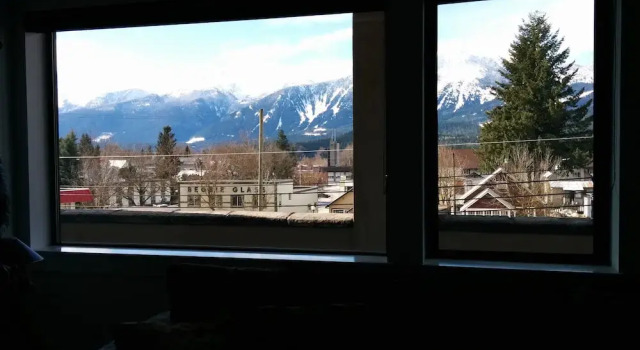 Номер Standard Alpenglow Penthouse by Revelstoke Vacations