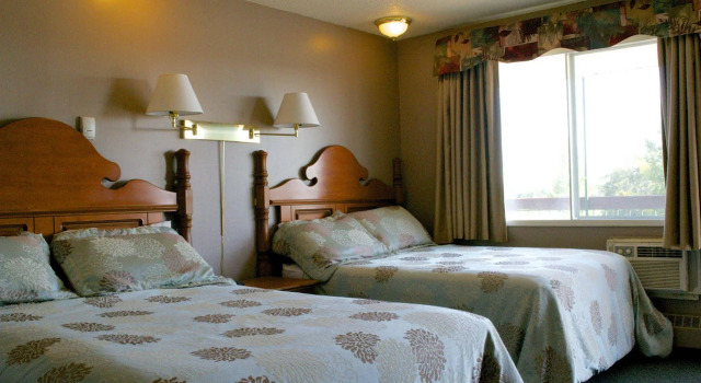King's Motel & Restaurant, Rezervasyon Motel St. Paul Central Alberta
