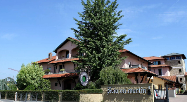 Scià on Martin