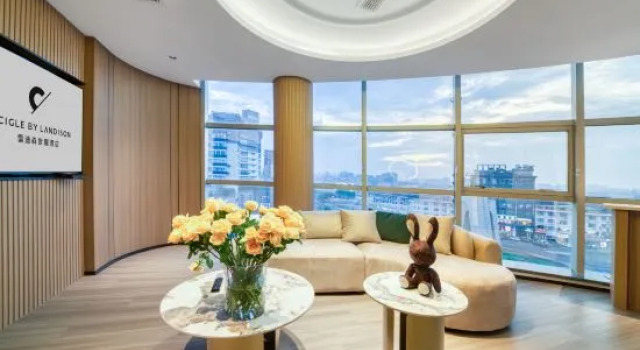 Люкс Luxury CIGLEBYLANDISON