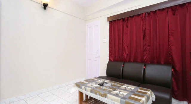 OYO 10405 Home 1BHK The Mall Shimla
