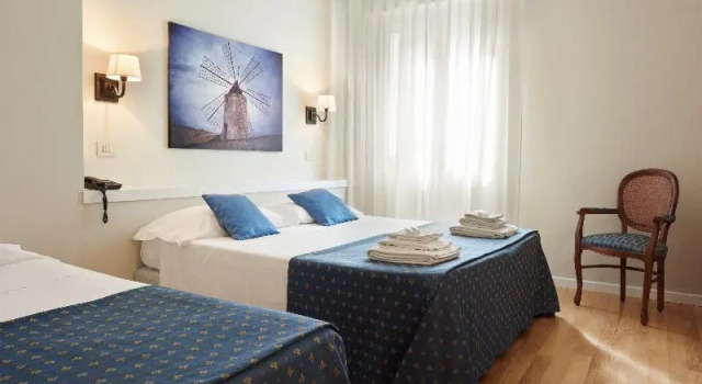 Трёхместный номер Standard с балконом Hotel Punta Nord Est