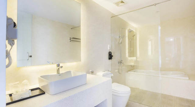 Семейный номер Standard с видом на море King Town Grand Hotel & Wedding Center