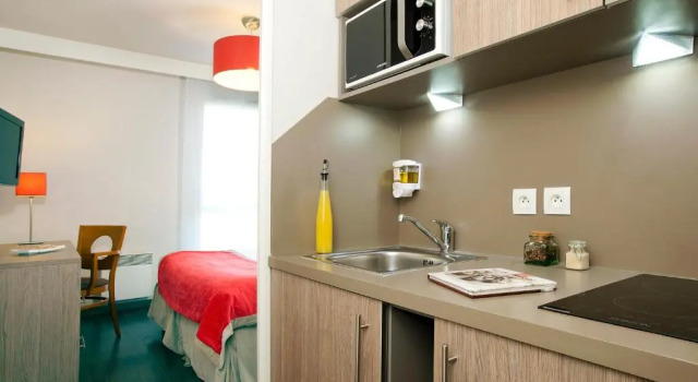 Студия Residhome Paris-Guyancourt