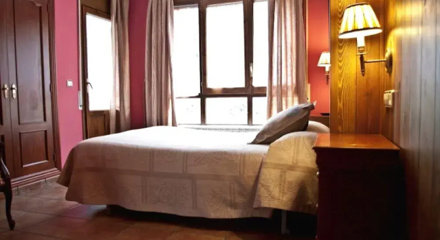 Hostal La Fuen, Buchen Sie Hotel Bielsa 
