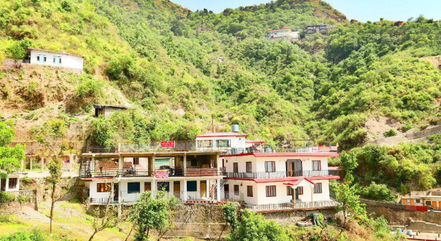 SPOT ON 37977 Parth Home Stay, Rezervovat Hotel Mussoorie Uttarakhand