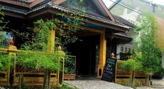 Ayodhya Garden Hostel Yogyakarta by HOM