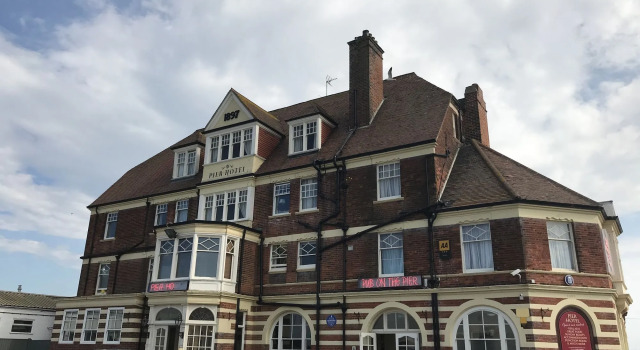 Pier Hotel