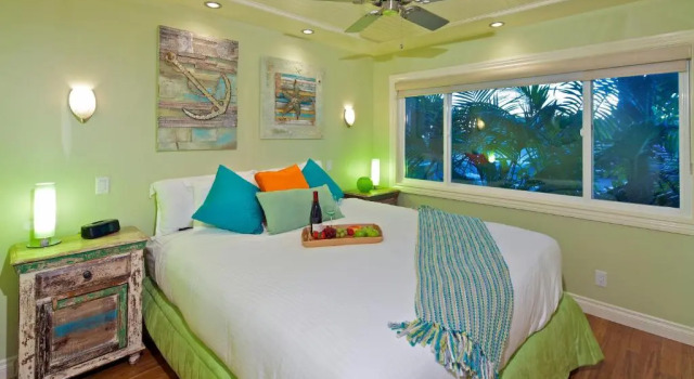 Ocean Palms Beach Resort, Забронировать Курортный отель Карлсбад San Diego County, рядом с New Village Arts Theatre