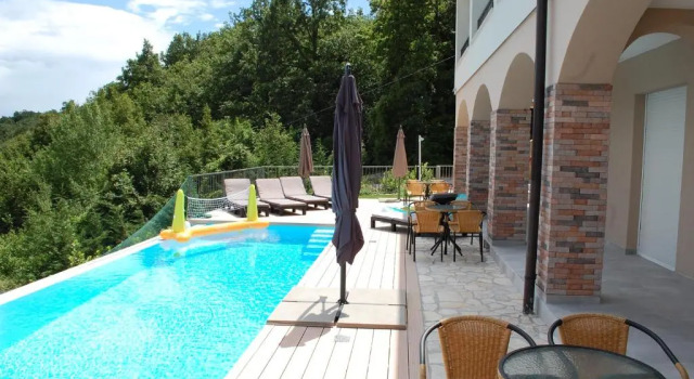 Апартаменты с 2 комнатами Villa Mariva