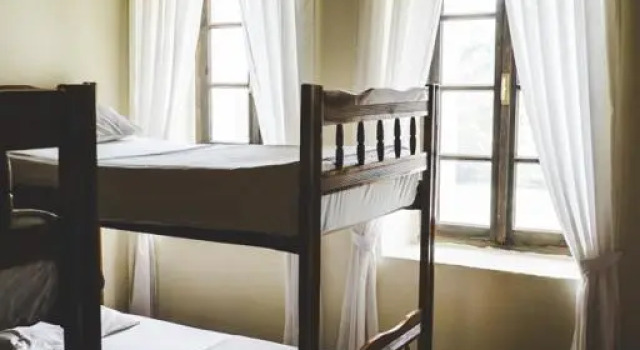 Кровать в общем номере Berat Backpackers Hostel