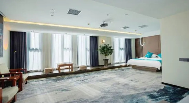 Grand View Pearl Hotel, Prenota Hotel Hotel a Henan con parcheggio, Parcheggio