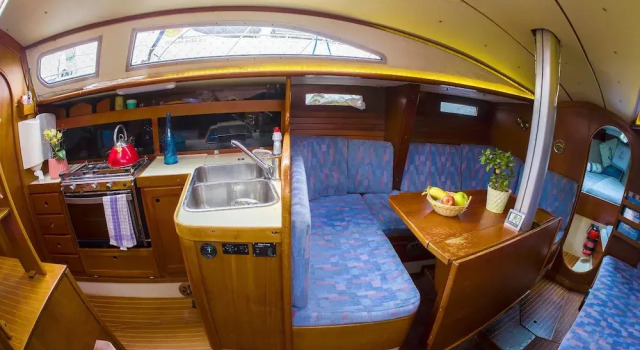Norwavey, Sleep in a Boat, Book Feriehus Villaer i Troms og Finnmark, Villa