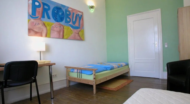 coLodging Mannheim - private rooms & kitchen, Забронировать Отель Мангейм Мангейм
