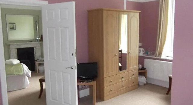 Люкс Weston Manor Bed and Breakfast