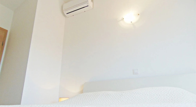 Apartment Luna, Prenota Appartamento Postira Isola di Brazza