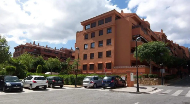 Апартаменты Apartamento de 2 habitaciones en el corazón de La Milla de Oro,Marbella
