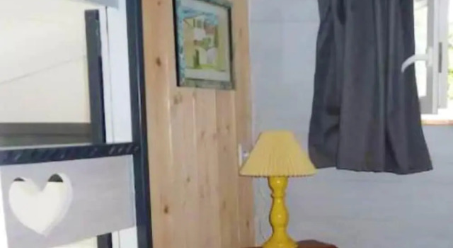 House With 2 Bedrooms In La Rochelle With Enclosed Garden And Wifi, Rezerwuj Dom wakacyjny Hotele w Charente-Maritime z parkingiem, Parking
